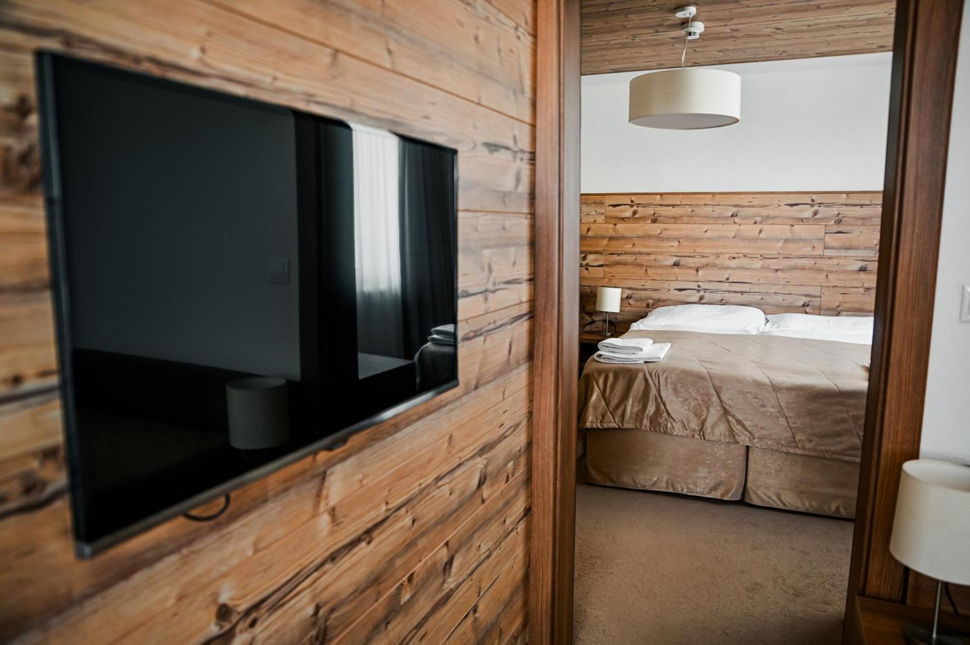 Sport Hotel *** דונובאלי מראה חיצוני תמונה