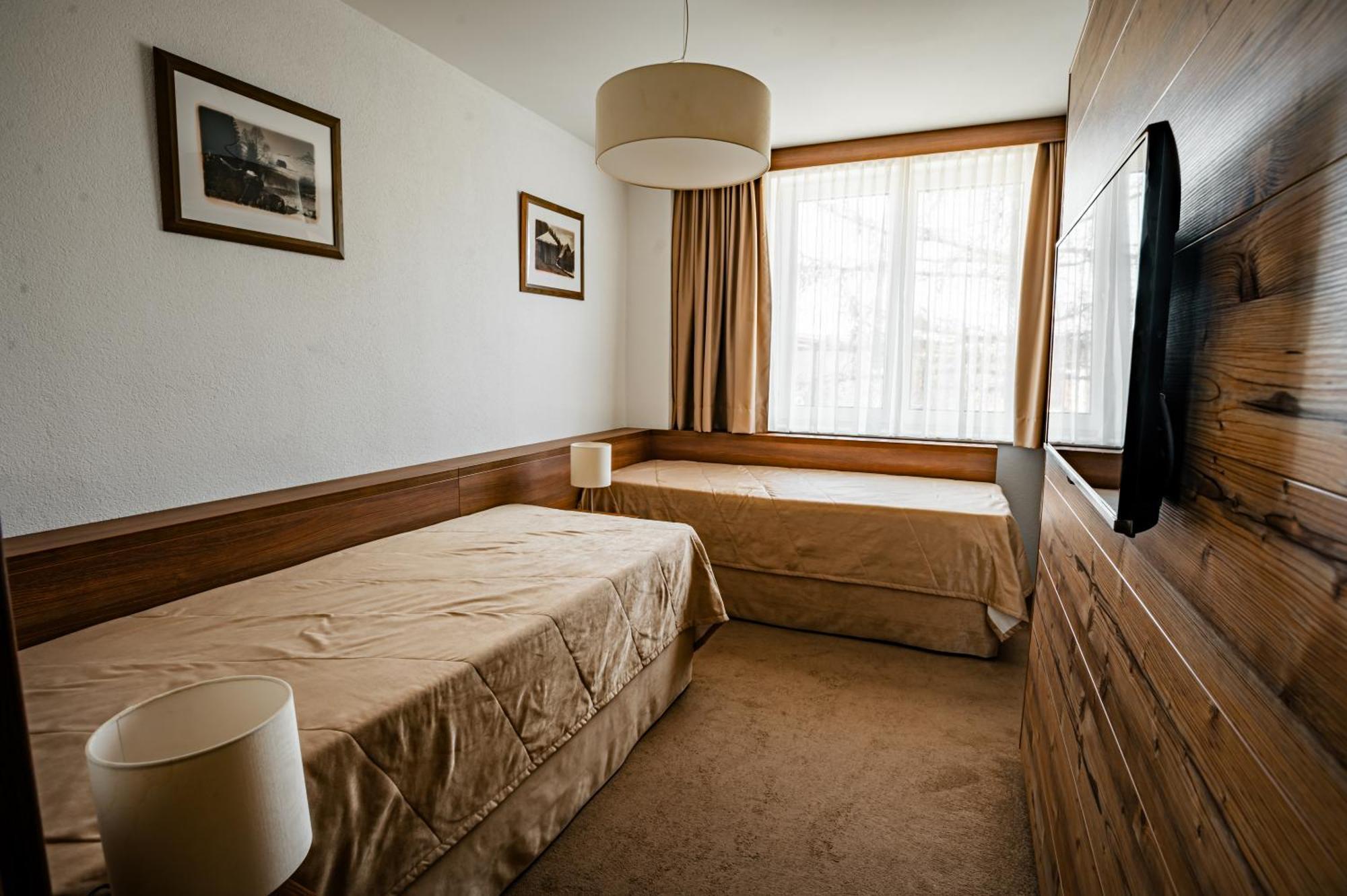 Sport Hotel *** דונובאלי מראה חיצוני תמונה