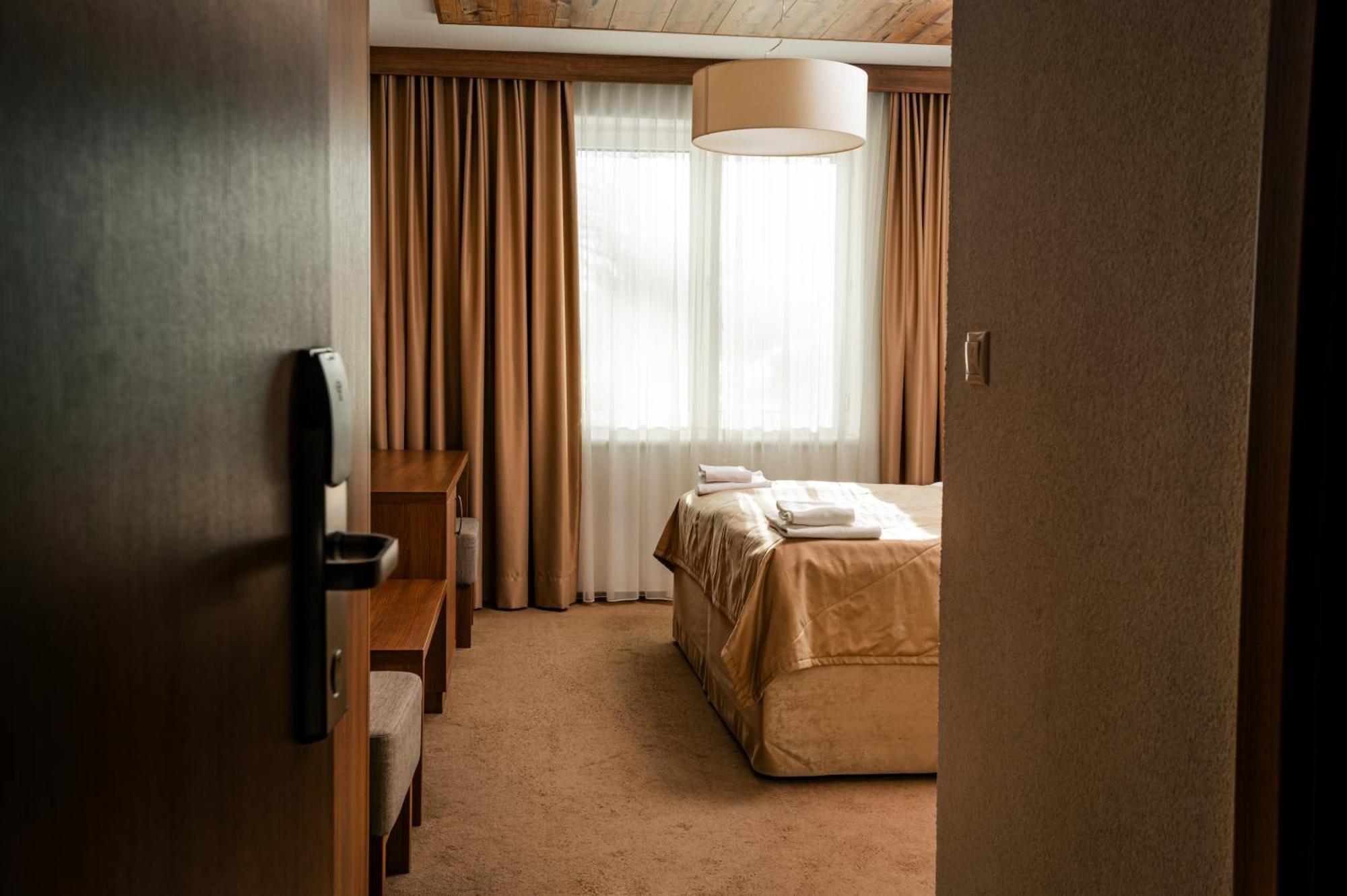 Sport Hotel *** דונובאלי מראה חיצוני תמונה