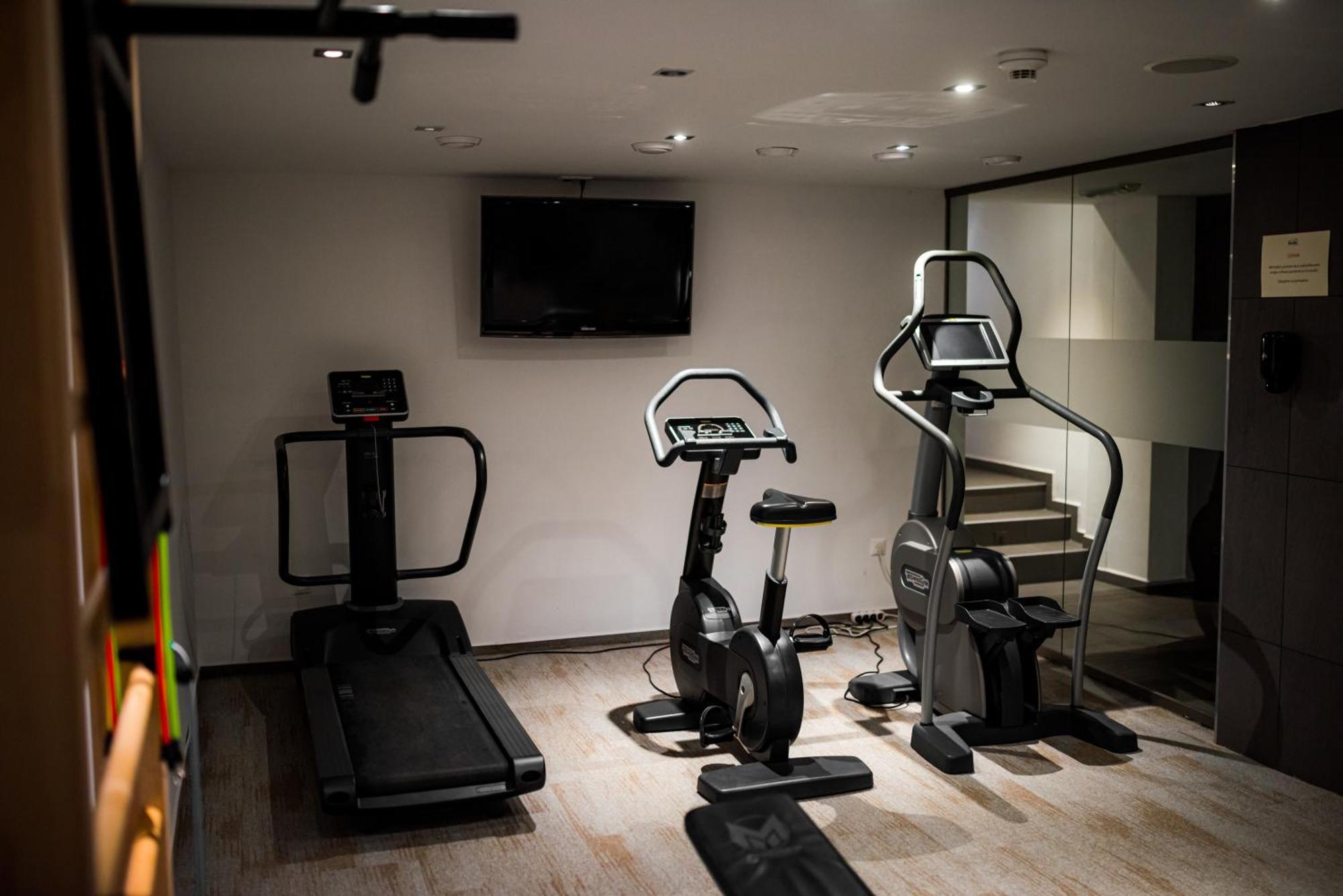 Sport Hotel *** דונובאלי מראה חיצוני תמונה