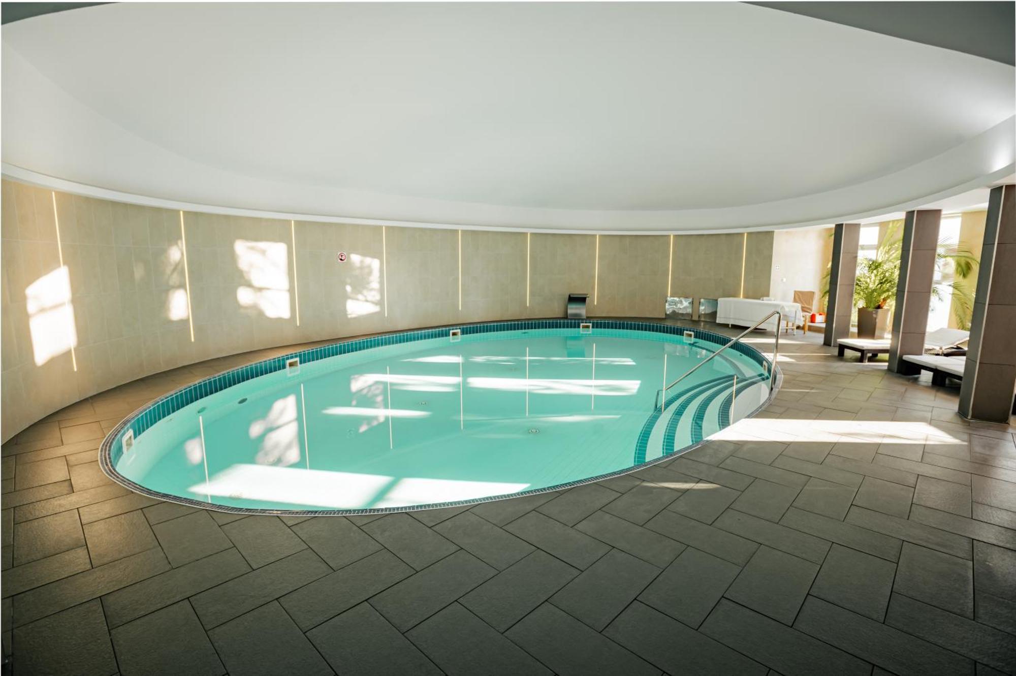 Sport Hotel *** דונובאלי מראה חיצוני תמונה