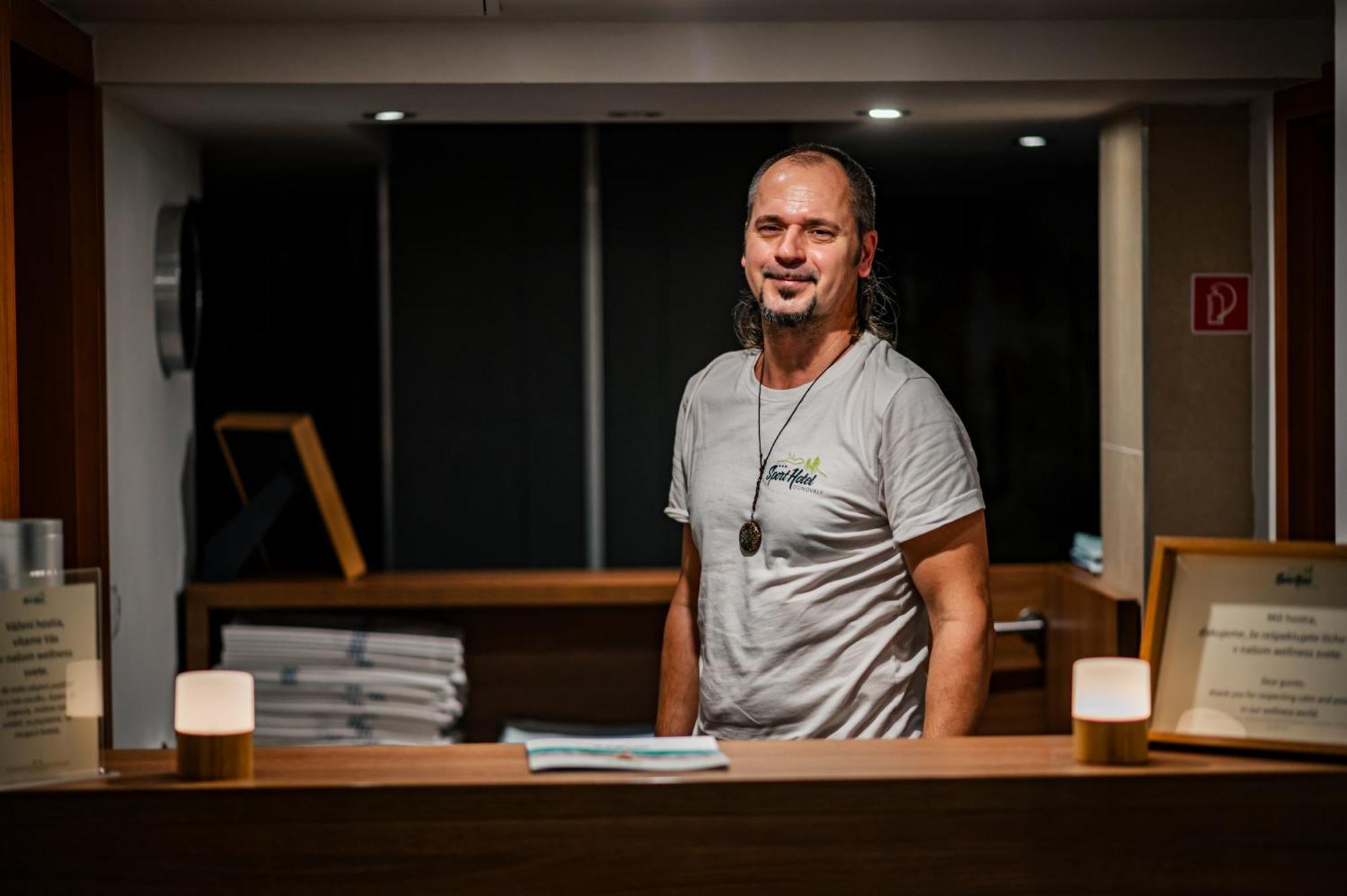 Sport Hotel *** דונובאלי מראה חיצוני תמונה